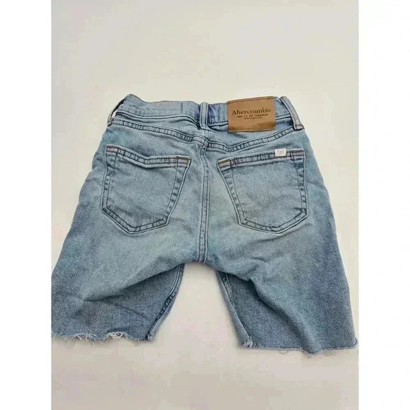 2 Pair Abercrombie Kids Boy's Size 5/6 Jean Shorts - Picture 7 of 7